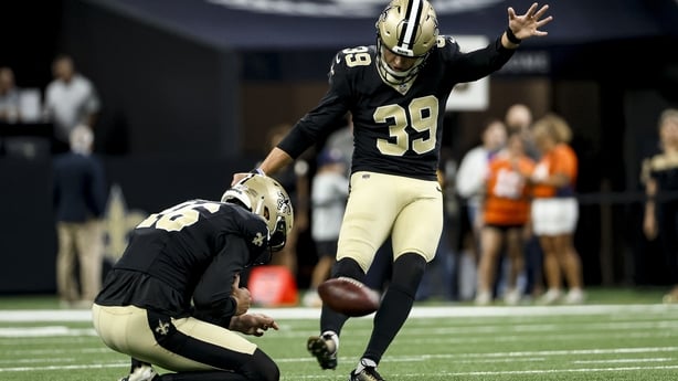 NEW ORLEANS, LOUISIANA - AUGUST 23: Charlie Smyth #39 of the New Orleans Saints warms up before a preseason game against the Denver Broncos at the Caesars Superdome on August 23, 2025 in New Orleans, Louisiana. (Photo by Derick E. Hingle/Getty Images) *** Local Caption *** Charlie Smyth