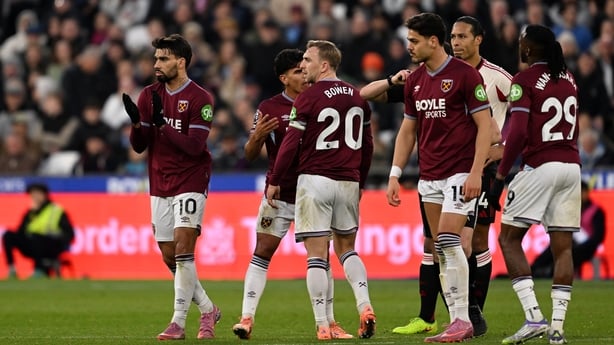 LONDON, ENGLAND - NOVEMBER 30: Lucas Paqueta of West Ham United applauds after being shown a second yellow and subsequent red card during the Premier League match between West Ham United and Liverpool at London Stadium on November 30, 2025 in London, England. (Photo by Liverpool FC/Liverpool FC via 