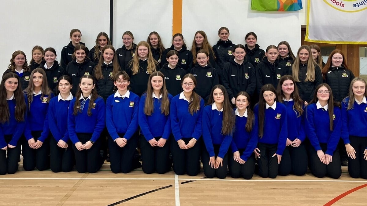 Cór Gairmscoil Chú Uladh, Co. Dhún na nGall | An Nollaig Mar A Bhí