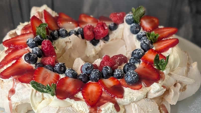 Trisha's Christmas Pavlova Wreath