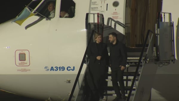 Volodymyr Zelensky and Olena Zelensky arriving at Dublin Airport