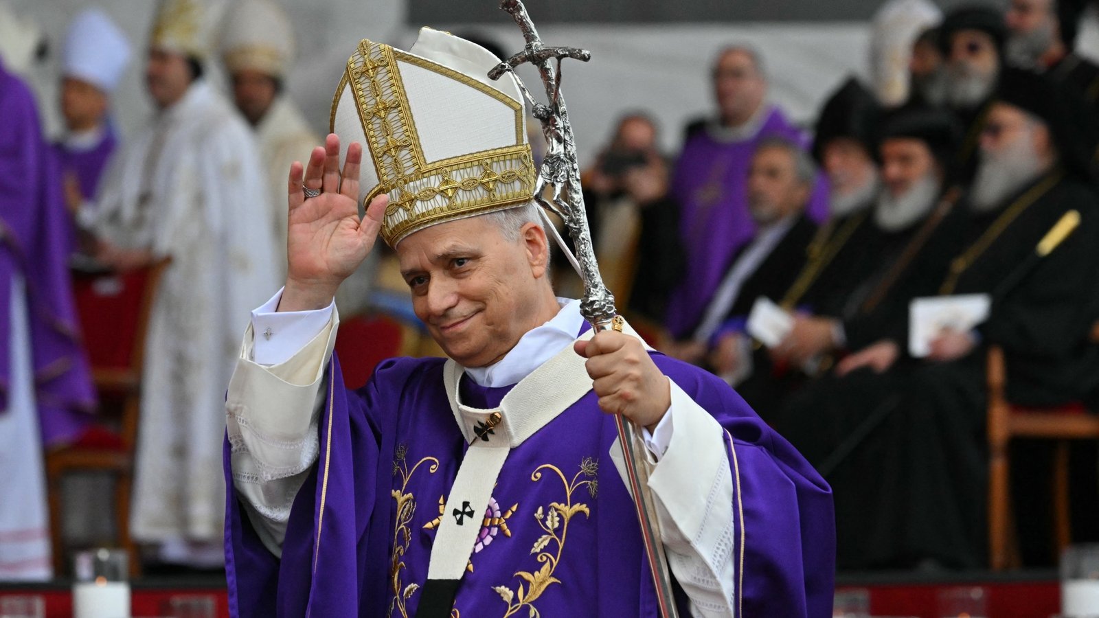 Pope urges crowds in Lebanon to fix troubled country