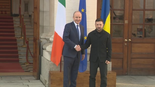 Taoiseach and Zelensky at Government buildings