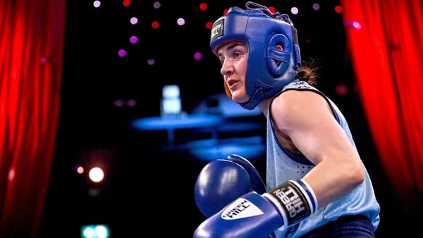 2 December 2025; Kellie Harrington of Ireland in action against Chelsey Heijnen of Netherlands in their exhibition bout at the Mansion House in Dublin. Photo by David Fitzgerald/Sportsfile