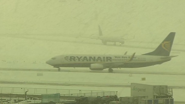 Flights cancelled due to weather, 2010