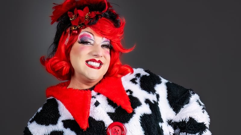 Rob Murphy as Buffy in Cinderella with Sammy and Buffy (Pics: Rob Kennedy)