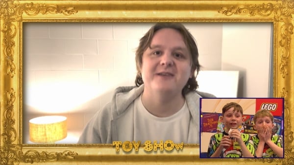 Dylan and Keelan got a huge surprise from Lewis Capaldi on the Toy Show