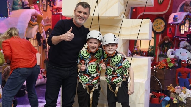 Roy Keane grabs a selfie with Toy Show stars (L-R) Dylan and Keelan from Dublin