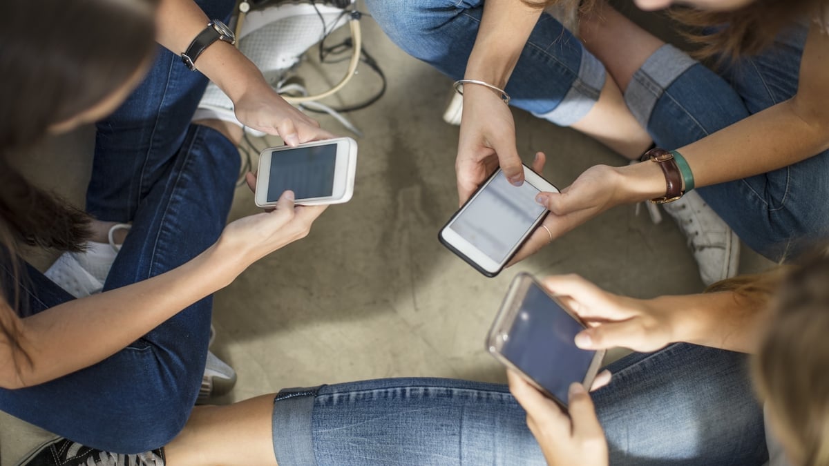 Australia 'taking back control' from tech giants with social media ban