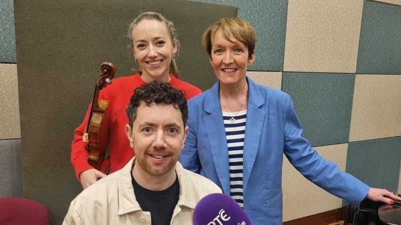 Pianist Cormac McCarthy and violinist Aoife Ní Bhriain join Aedín for live music and chat on this Friday's Aedín in the Afternoon