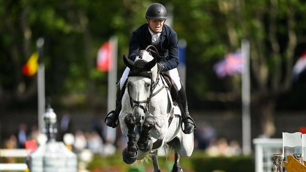 15 August 2024; Shane Sweetnam of Ireland competing on Otis Blue in the Cashel Palace Hotel Stakes during the Dublin Horse Show at the RDS Arena in Dublin. Photo by David Fitzgerald/Sportsfile