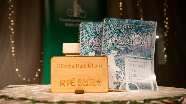 Cartlann RTE Raidio na Gaeltachta bronnta ar phobal Rath Chairn2