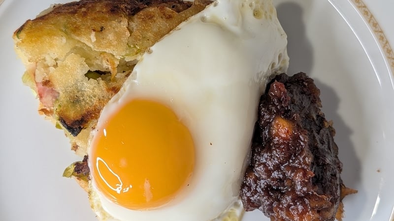 A great brunch dish for St Stephen's Day, using leftovers from Christmas Day.