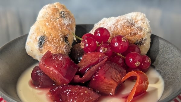 Panna Cotta with roasted fruits