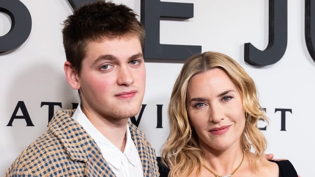 Joe Anders and Kate Winslet on the red carpet