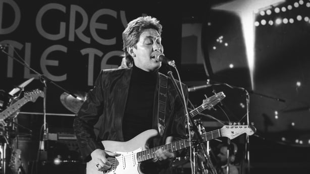 (MANDATORY CREDIT Watal Asanuma/Shinko Music/Getty Images) British singer/songwriter Chris Rea performs on BBC TV show 'The Old Grey Whstle Test', United Kingdom, April 27th 1982. (Photo by Watal Asanuma/Shinko Music/Getty Images)