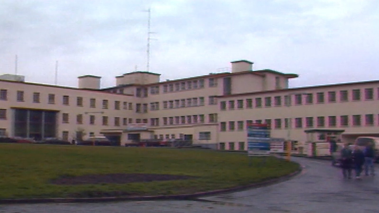 Overcrowding a major issue at Limerick hospital in 1980