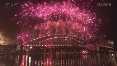 Sydney welcomes 2026 with spectacular fireworks display