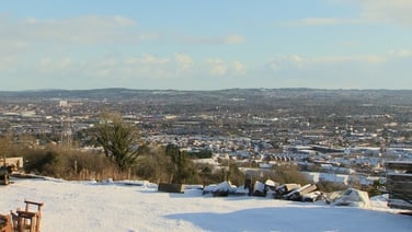 Snow and ice alerts issued as temperatures drop