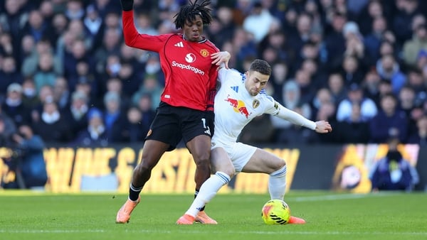 Gabriel Gudmundsson of Leeds United is challenged by Patrick Dorgu of Manchester United during the Premier League match between Leeds United and Manchester United at Elland Road on January 04, 2026 in Leeds, England. (Photo by Molly Darlington/Getty Image