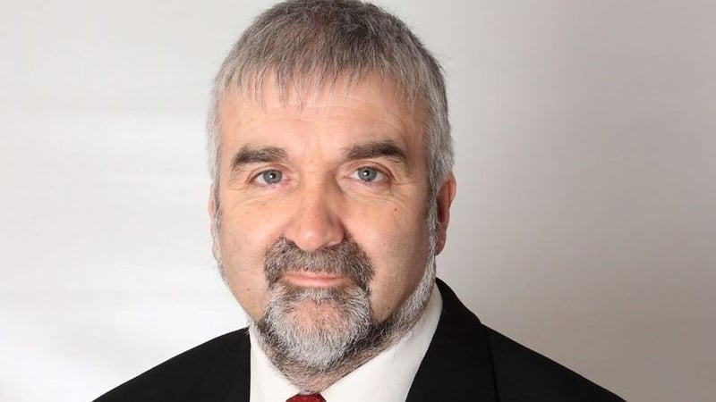 Stephen McCahill a bhfuarthas a chorp taobh amuigh d'Ard an Rátha