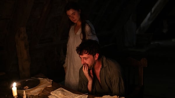 Jessie Buckley and Paul Mescal in Hamnet