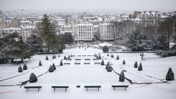 Heavy snow in the Montmartre area of Paris