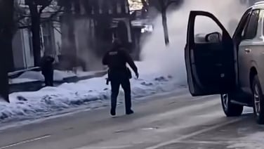 Eyewitness captures moment US immigration agent fatally shot woman in Minneapolis