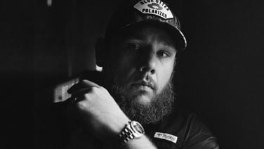 Luke Combs, Sleepless in a Hotel Room
