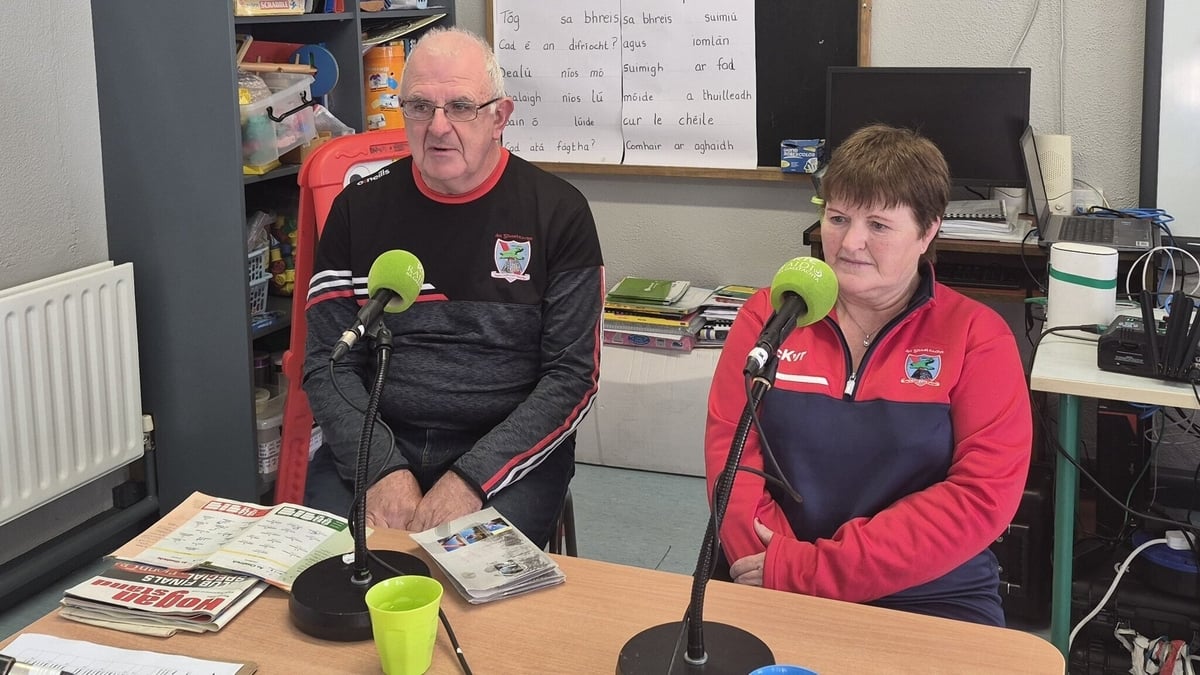 Gearóid ‘Jamesie’ Mac Gearailt, Caitlín Mhic Gearailt, Páid ‘Phapa’ Ó Muircheartaigh agus Johnny Dónailín Brethneach