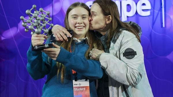 Aoibheann Daly, with her mother Anne, after winning of the 2026 Stripe Young Scientist and Technology Exhibition, for her project “GlioScope: Multi-task Deep Learning and Causal AI for Glioma & Glioblastoma Profiling”.  The winning project “GlioScope” he