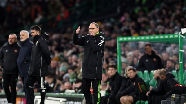 GLASGOW, SCOTLAND - JANUARY 10: Celtic interim manager Martin O'Neil reacts during the Premier League match between Celtic and Dundee United at Celtic Park on January 10, 2026 in Glasgow, Scotland. (Photo by Ian MacNicol/Getty Images)