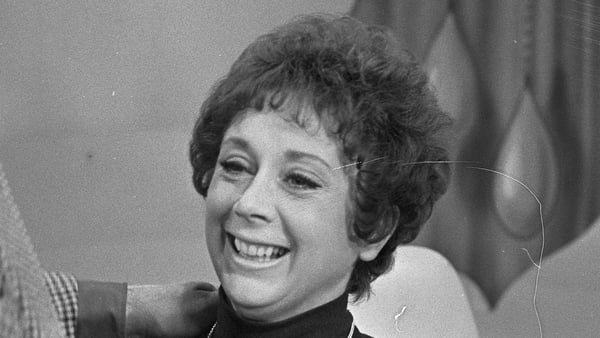 Mountieshow, AVRO-tv; Piet Bambergen and Sheila Bernette, October 6, 1971, The Netherlands, 20th century press agency photo, news to remember, documentary, historic photography 1945-1990, visual stories, human history of the Twentieth Century, capturing m