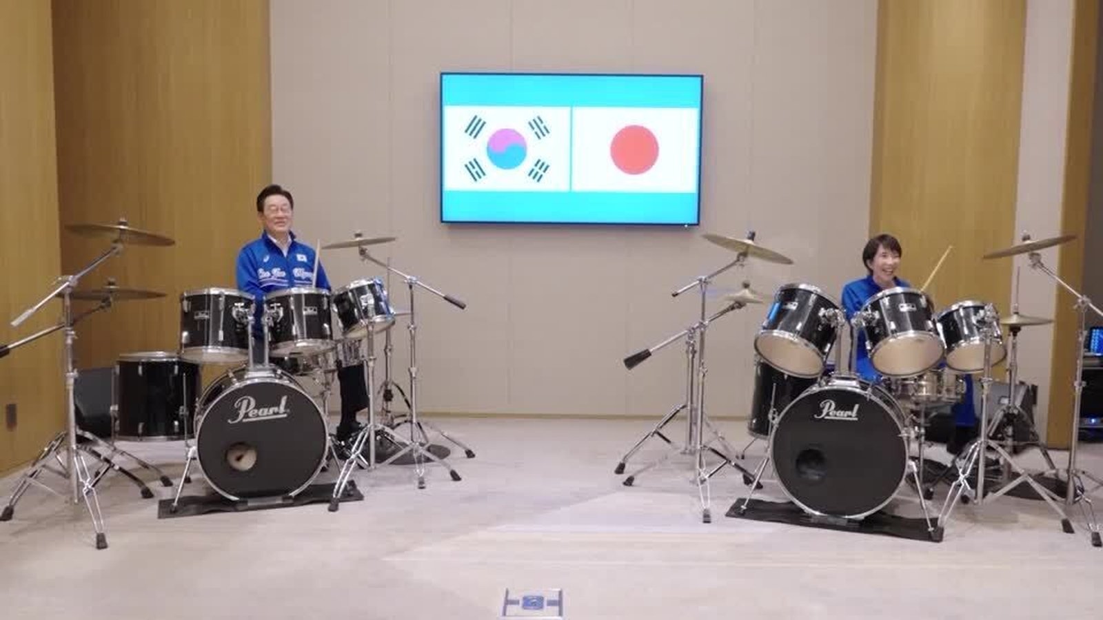 Japan, South Korea leaders drum up viral moment at summit