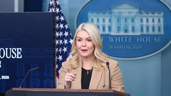 karoline leavitt in the white house briefing room