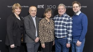 RTÉ 100: Tús Áite beo Beo ó Ard-Oifig an Phoist show image