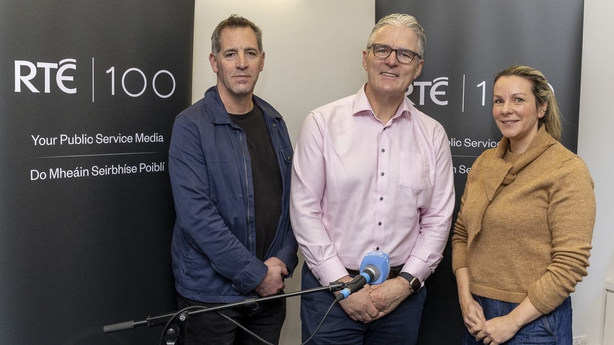 Sports panel - sporting moments on the airwaves