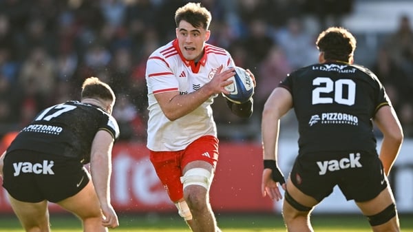 11 January 2026; Brian Gleeson of Munster in action against RC Toulon players Leo Ametlla, left, and Corentin Mezou during the Investec Champions Cup match between RC Toulon and Munster at Stade Felix Mayol in Toulon, France. Photo by Shauna Clinton/Sport