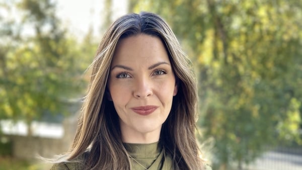 a photograph of journalist jackie fox