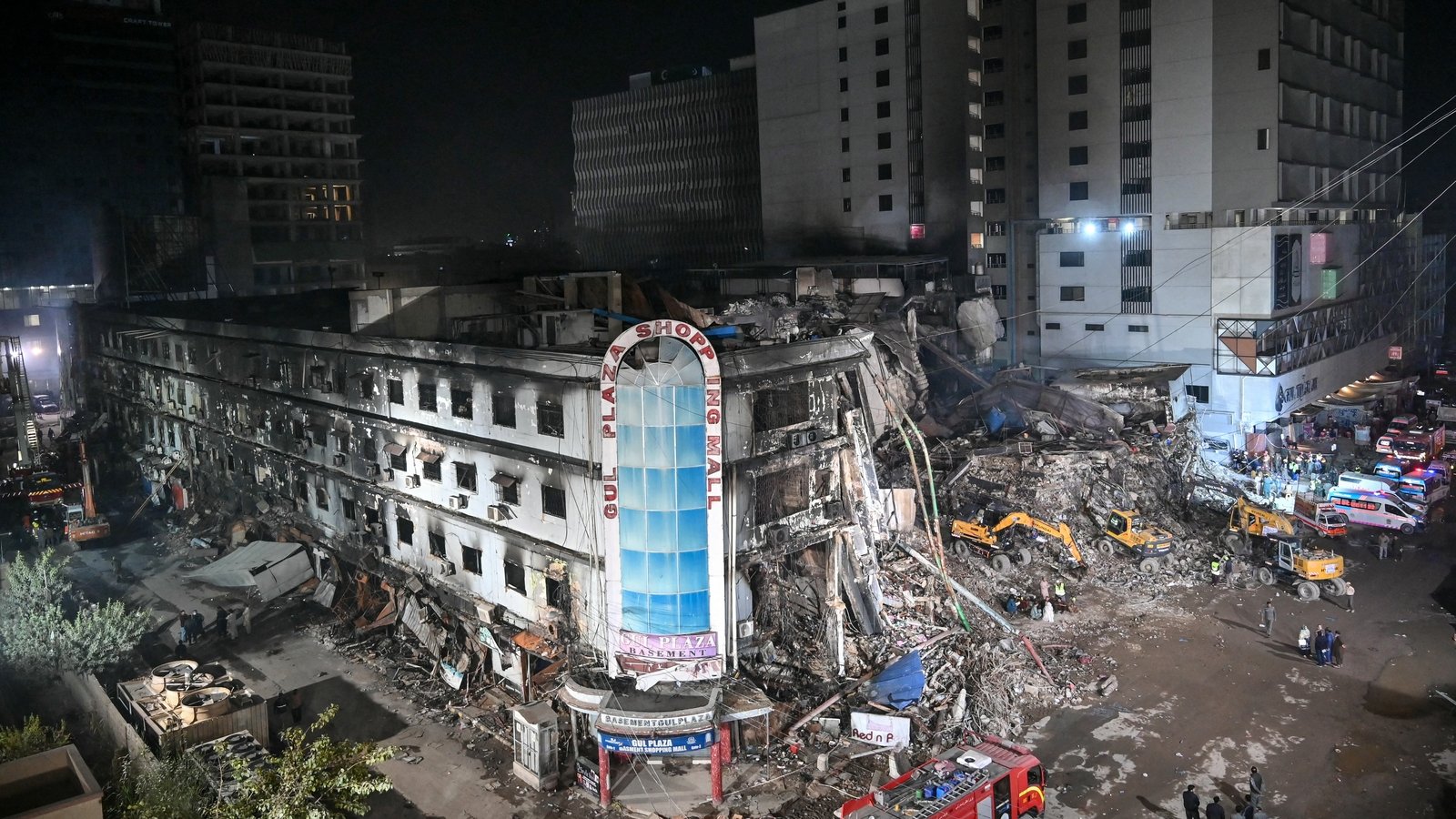 Death toll in Pakistan mall fire hits 55 - Karachi govt