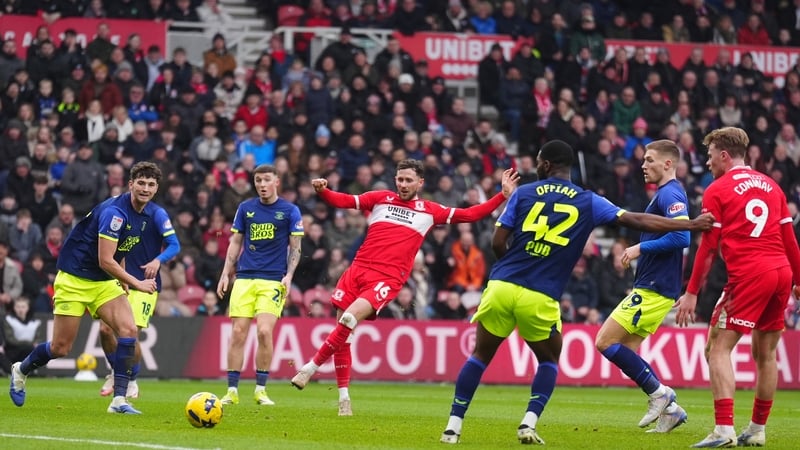 Alan Browne (c) firing Middlesbrough in front