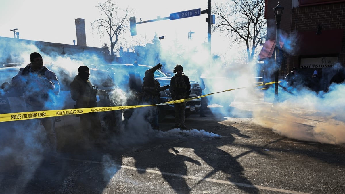 Political backlash grows in Minnesota