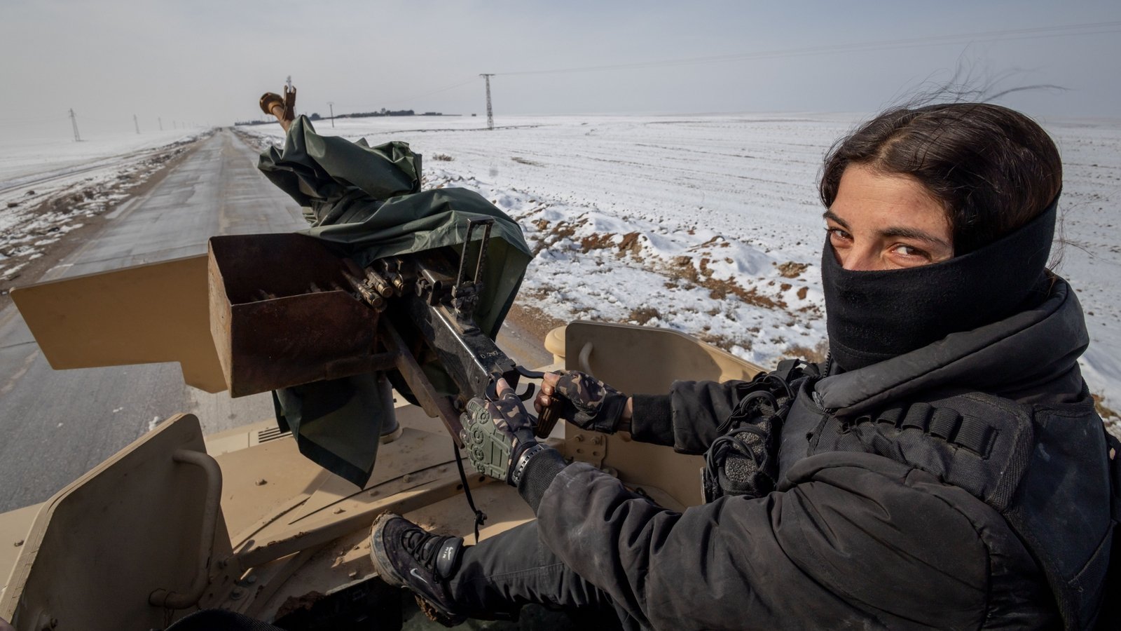 Syria and Kurds extend truce for IS detainee transfer