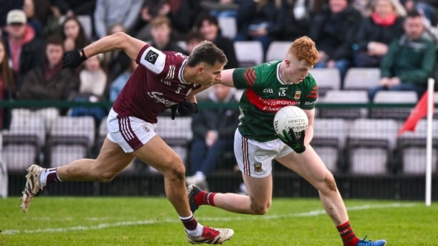 25 January 2026; Darragh Beirne of Mayo in action against Seán Fitzgerald of Galway during the Allianz Football League Division 1 match between Galway and Mayo at Pearse Stadium in Galway. Photo by Sam Barnes/Sportsfile