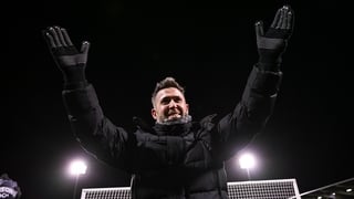 Bradley braced for LOI battle with hungry chasing pack