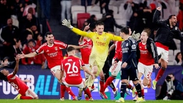 Champions League highlights: Benfica 4-2 Real Madrid