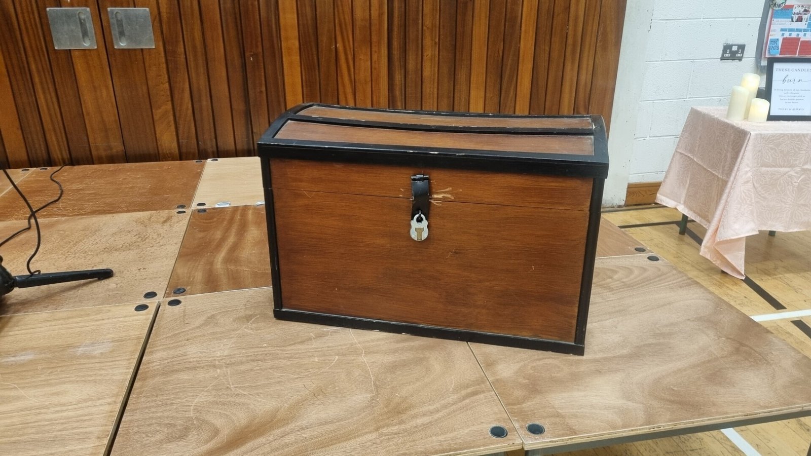 Back to the future: School opens time capsule from 2000