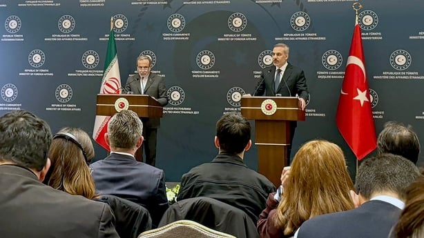 Turkish Turkish Foreign Minister Hakan Fidan (R) and Iran's Foreign Minister Abbas Araqchi (L) hold a joint press conference following their meeting in Istanbul on January 30, 2026