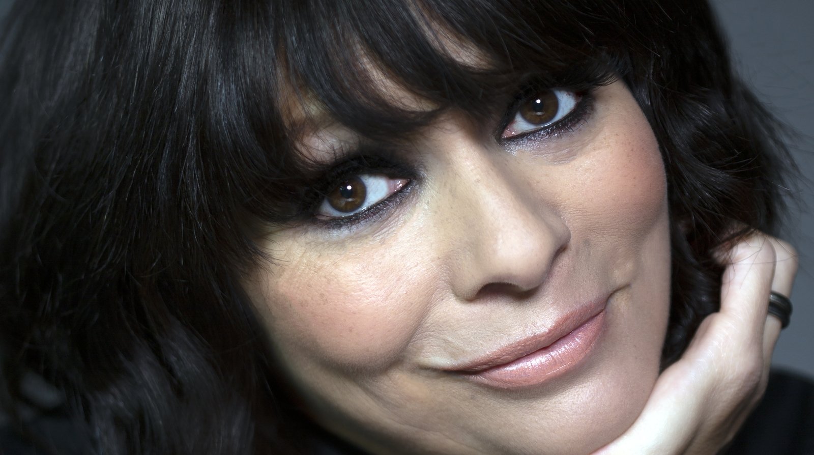 Behind the music - Betty Boo