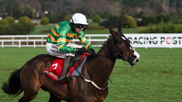 1 February 2026; Majborough, with Mark Walsh up, on their way to winning the Ladbrokes Dublin Steeplechase during day one of the Dublin Racing Festival at Leopardstown Racecourse in Dublin. Photo by Thomas Doolin/Sports file